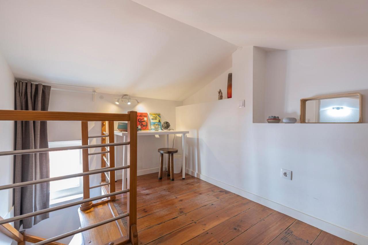 Alfama 2bdr Duplex W/ Balcony By Lovelystay Apartamento