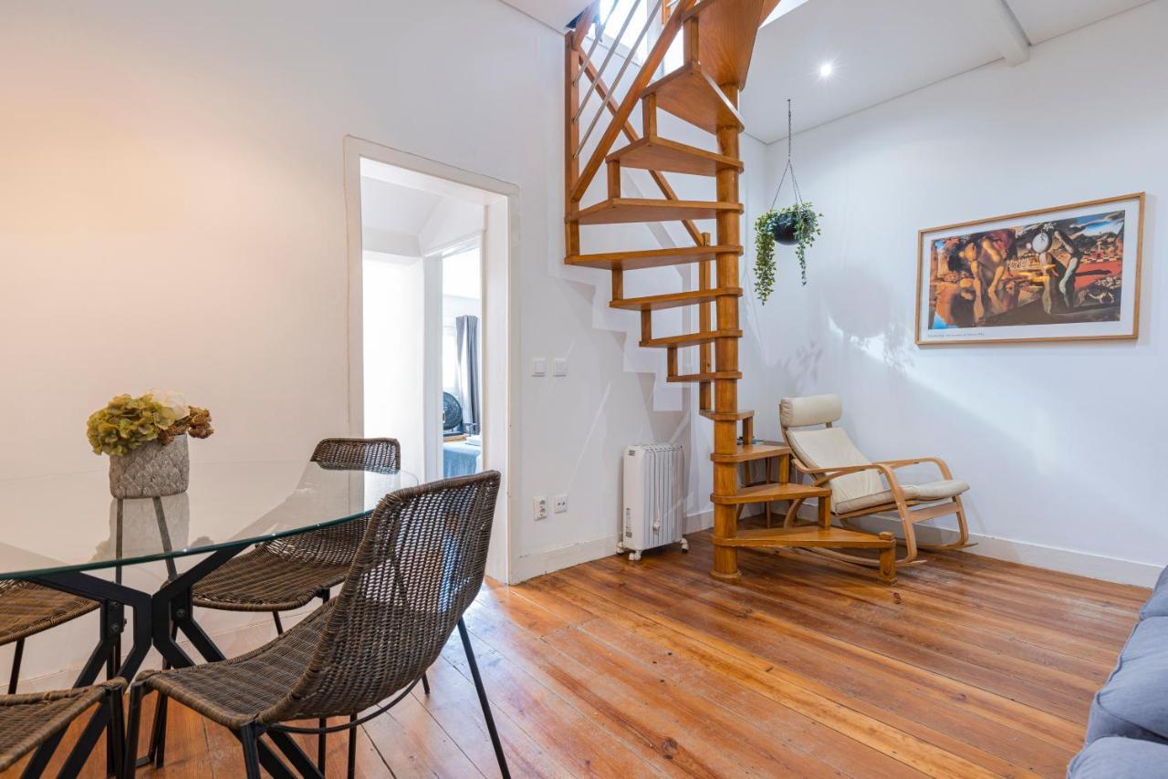 Alfama 2bdr Duplex W/ Balcony By Lovelystay Apartamento *
