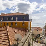 Alfama 2Bdr Duplex Apartment W/ Balcony By Lovelystay