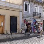 Alfama 2Bdr Duplex Apartment W/ Balcony By Lovelystay