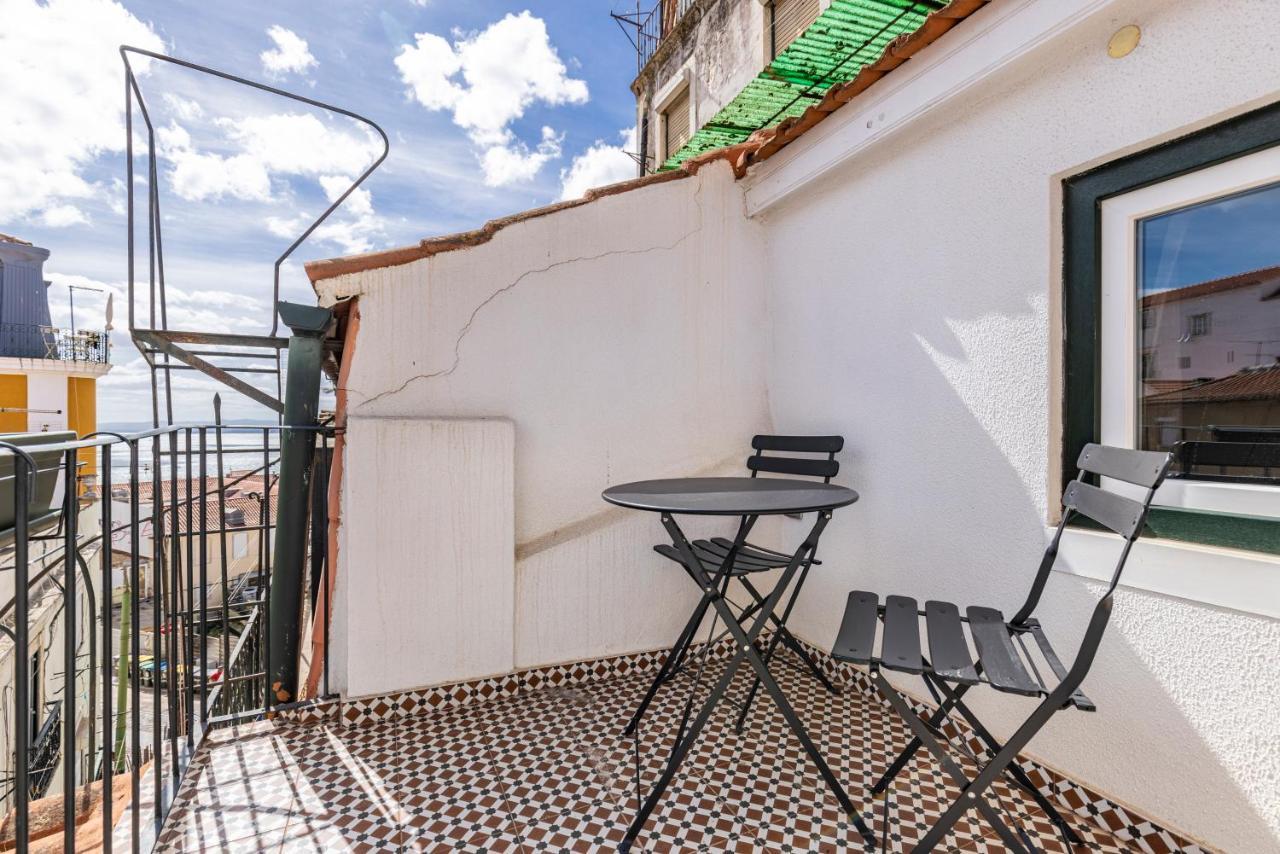 Alfama 2bdr Duplex W/ Balcony By Lovelystay Apartamento Lisboa